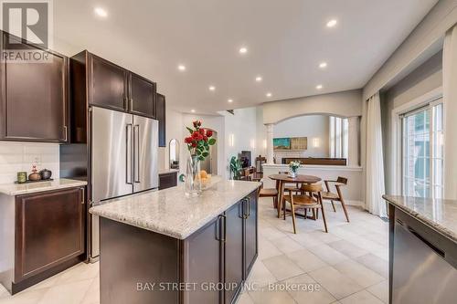 1087 Kestell Boulevard N, Oakville, ON 