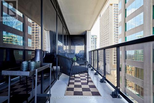 2501 - 771 Yonge Street, Toronto, ON 