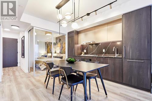 2501 - 771 Yonge Street, Toronto, ON 