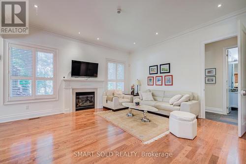 6 Brill Crescent, Toronto, ON 