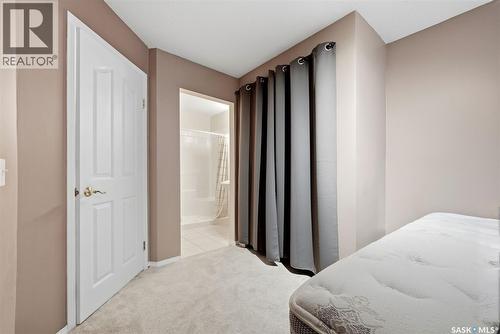 124 College Avenue, Regina, SK 