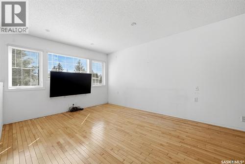 124 College Avenue, Regina, SK 