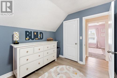 17 Craigmiller Avenue, Hamilton, ON 