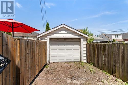 17 Craigmiller Avenue, Hamilton, ON 