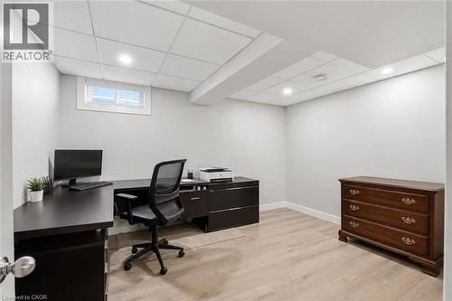 Virtually Staged - 5 Thorn Place, St. Catharines, ON 