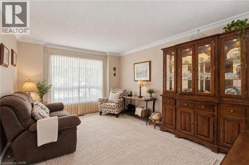 Virtually Staged - 5 Thorn Place, St. Catharines, ON 