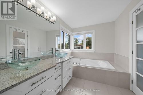 Stand alone jacuzzi soaker tub for relaxing nights - 155 Nora Street, Ottawa, ON 