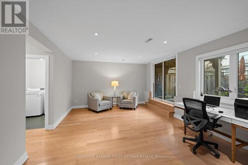 Incredible open flex space w walkout to pvt yard! - 155 Nora Street, Ottawa, ON 