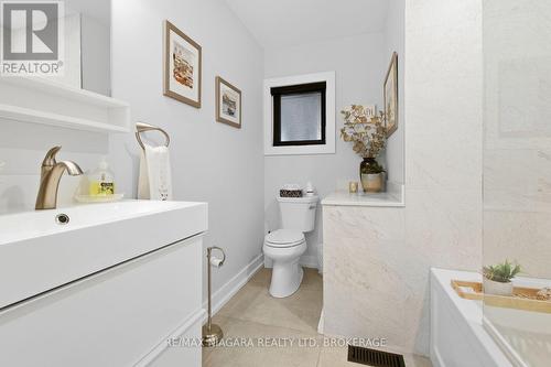 9 Bishops Road, St. Catharines (Vine/Linwell), ON 