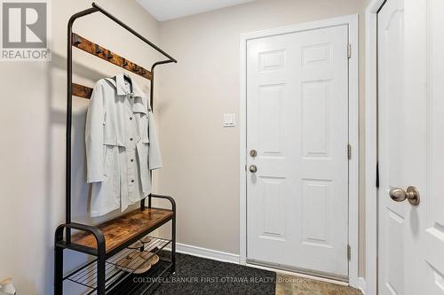 MUD ROOM - 4230 Gordon Murdock Road, Ottawa, ON 