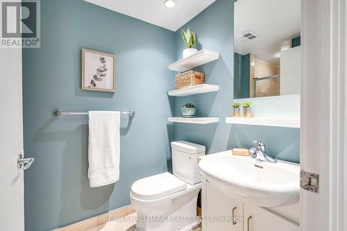 402 - 218 Queens Quay W, Toronto, ON 