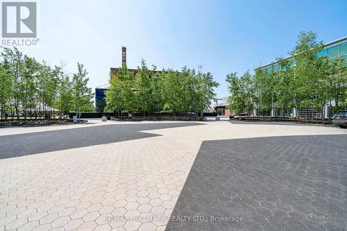 402 - 218 Queens Quay W, Toronto, ON 