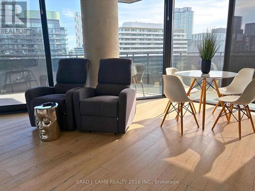 604 - 21 LAWREN HARRIS SQUARE , Toronto, Ontario M5A 0T4 5