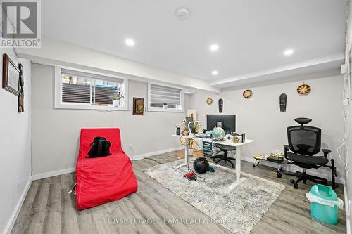 732 Lakebreeze Circle, Ottawa, ON 