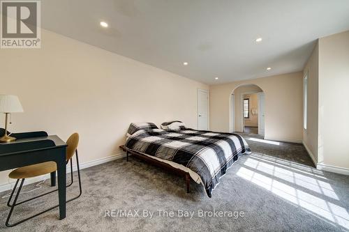 646 Oxbow Park Drive, Wasaga Beach, ON 