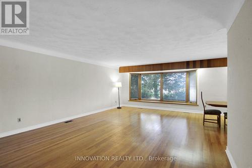 1136 Castle Hill Crescent, Ottawa, ON 