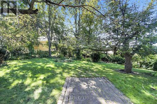 1136 Castle Hill Crescent, Ottawa, ON 