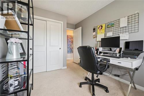 915 Zeller Crescent, Kitchener, ON 