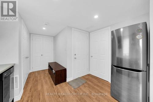122 Dundonnell Place, Vaughan, ON 