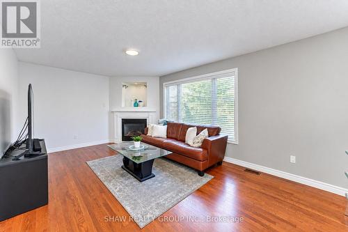 88 Decaro Crescent, Cambridge, ON 