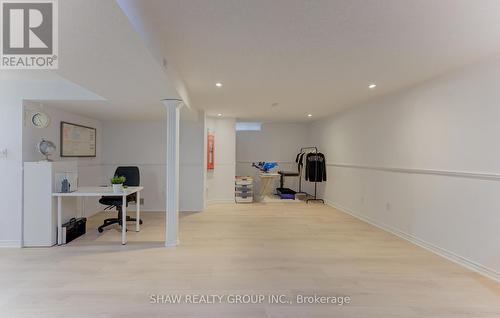 88 Decaro Crescent, Cambridge, ON 