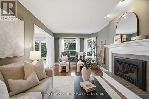 6 Saddlebrook Court, Clarington, ON 