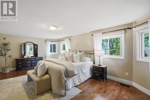 6 Saddlebrook Court, Clarington, ON 