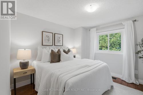 6 Saddlebrook Court, Clarington, ON 