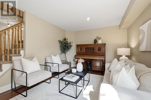 6 Saddlebrook Court, Clarington, ON 