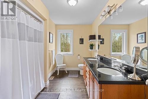 Main Bath with double sinks - 758335 Girl Guide Road, Georgian Bluffs, ON 