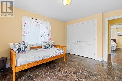 Bedroom - 758335 Girl Guide Road, Georgian Bluffs, ON 