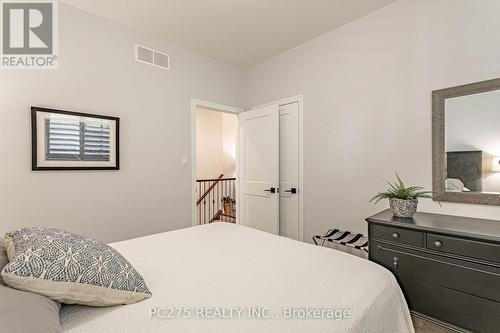 9 Foxborough Place, Thames Centre (Thorndale), ON 