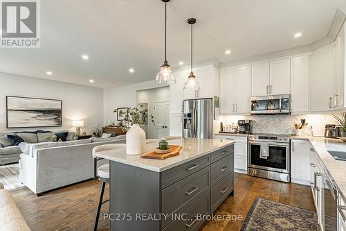 9 Foxborough Place, Thames Centre (Thorndale), ON 