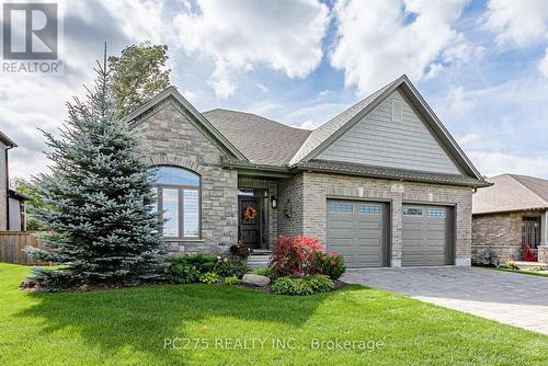 9 Foxborough Place, Thames Centre (Thorndale), ON 