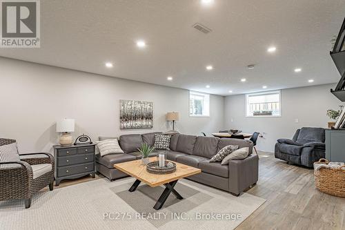 9 Foxborough Place, Thames Centre (Thorndale), ON 