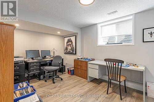 9 Foxborough Place, Thames Centre (Thorndale), ON 