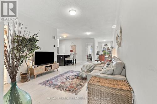 807 Nautilus Private, Ottawa, ON 