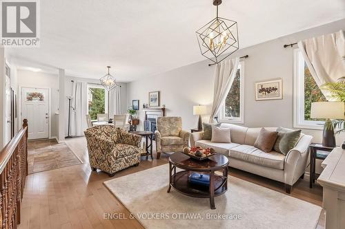 518 Stonechurch Way, Ottawa, ON 