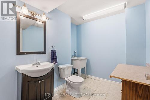518 Stonechurch Way, Ottawa, ON 