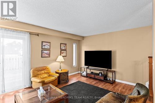 20 - 64 Forster Street, St. Catharines (Vine/Linwell), ON 