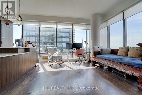 4502 - 5 St Joseph Street, Toronto, ON 