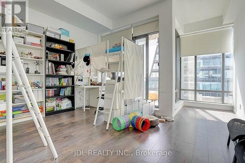 4502 - 5 St Joseph Street, Toronto, ON 