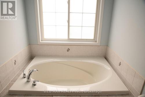 53 Ventura Lane, Ajax, ON 