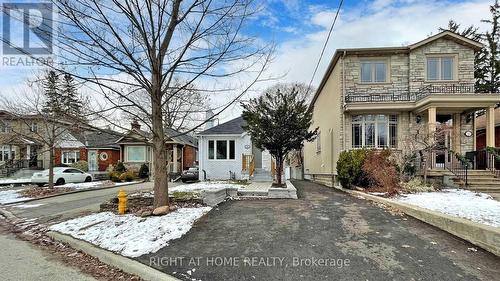 BSMT - 8 AIRLEY CRESCENT , Toronto, Ontario M4J 4H6 3