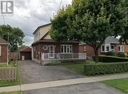 BASEMENT - 251 COLLEGE AVENUE Oshawa, ON L1J 1R6