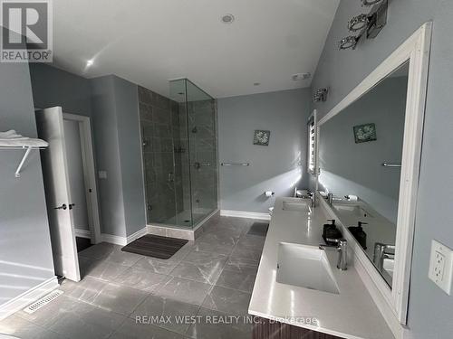 111 Scarlet Way, Bradford West Gwillimbury, ON 