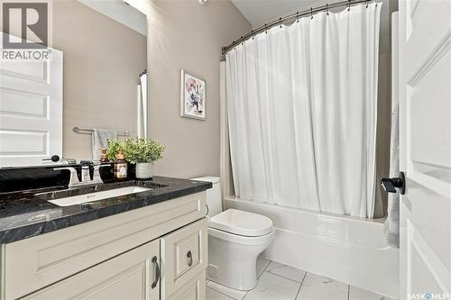 225 Cowan Crescent, Martensville, SK 