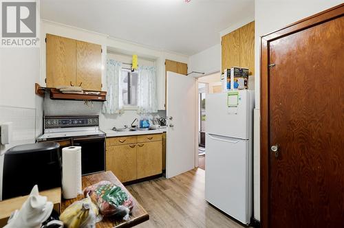 32 Wallace Ter, Sault Ste. Marie, ON 