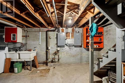32 Wallace Ter, Sault Ste. Marie, ON 