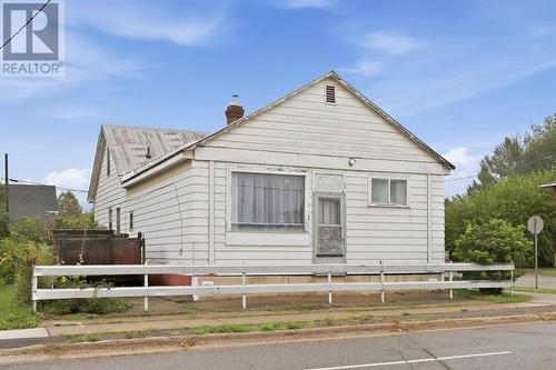 32 Wallace Ter, Sault Ste. Marie, ON 